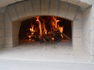 bring-wood-fired-oven-up-to-750