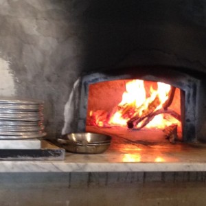 Texas Oven Co. and Pieous Forno Bravo wood-burning pizza oven, wood-burning oven