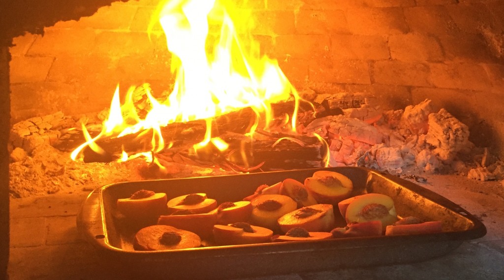 roasting-tree-ripened-peaches-7363