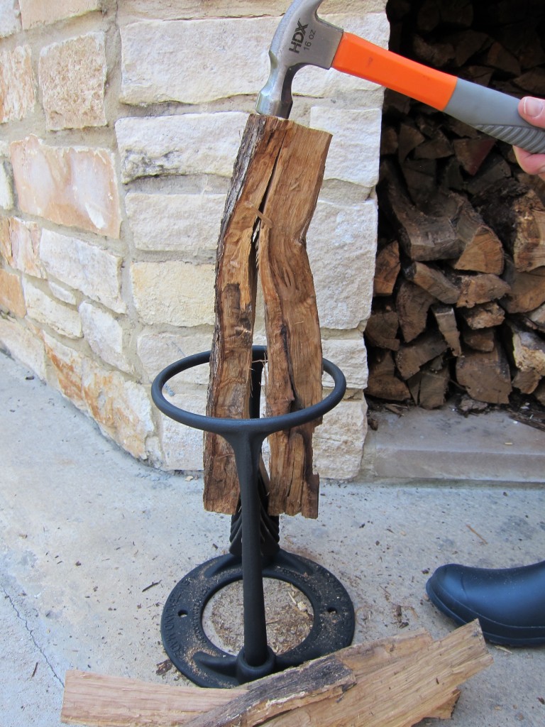 Kindling-Cracker splits wood for wood-burning oven, pizza oven