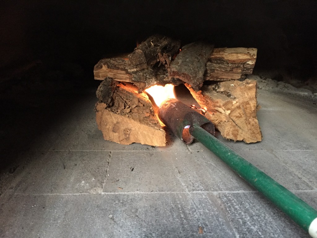 propane-wand-start-wood-burning-oven