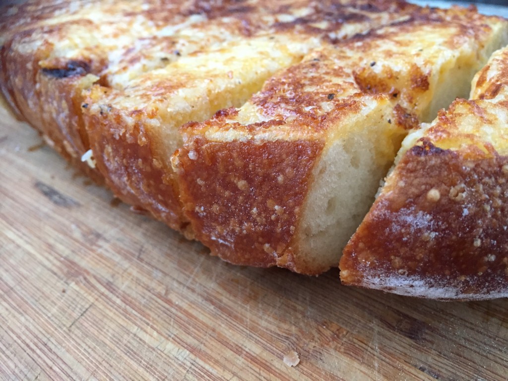 wood fired cheesy garlic bread